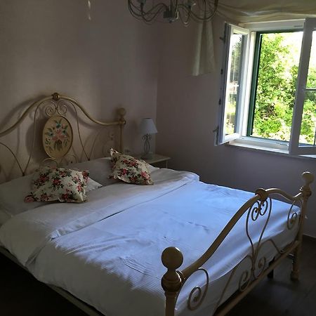 Apartment Provance Pula Luaran gambar